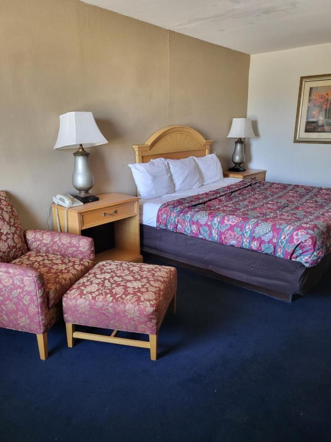 Rodeway Inn Brazil Extérieur photo